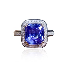 CGRL 18KGOLD AND DIAMOND RING SET WITH NATURAL SAPPHIRE