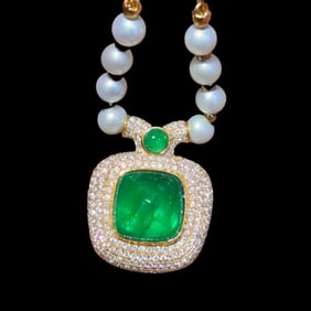 CGRL 18KGOLD AND DIAMOND NECKLACE SET WITH NATURAL EMERALD