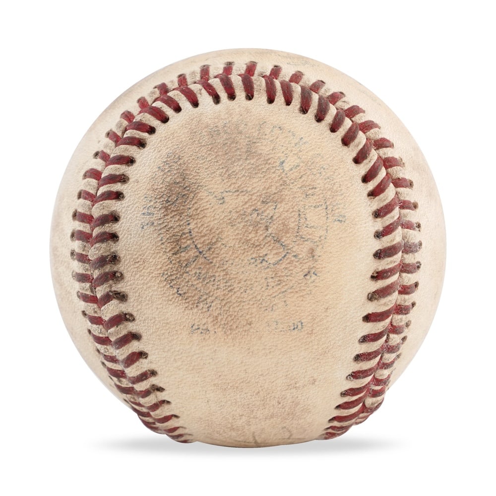 BABE RUTH SIGNED OFFICIAL AMERICAN LEAGUE BASEBALL - 2