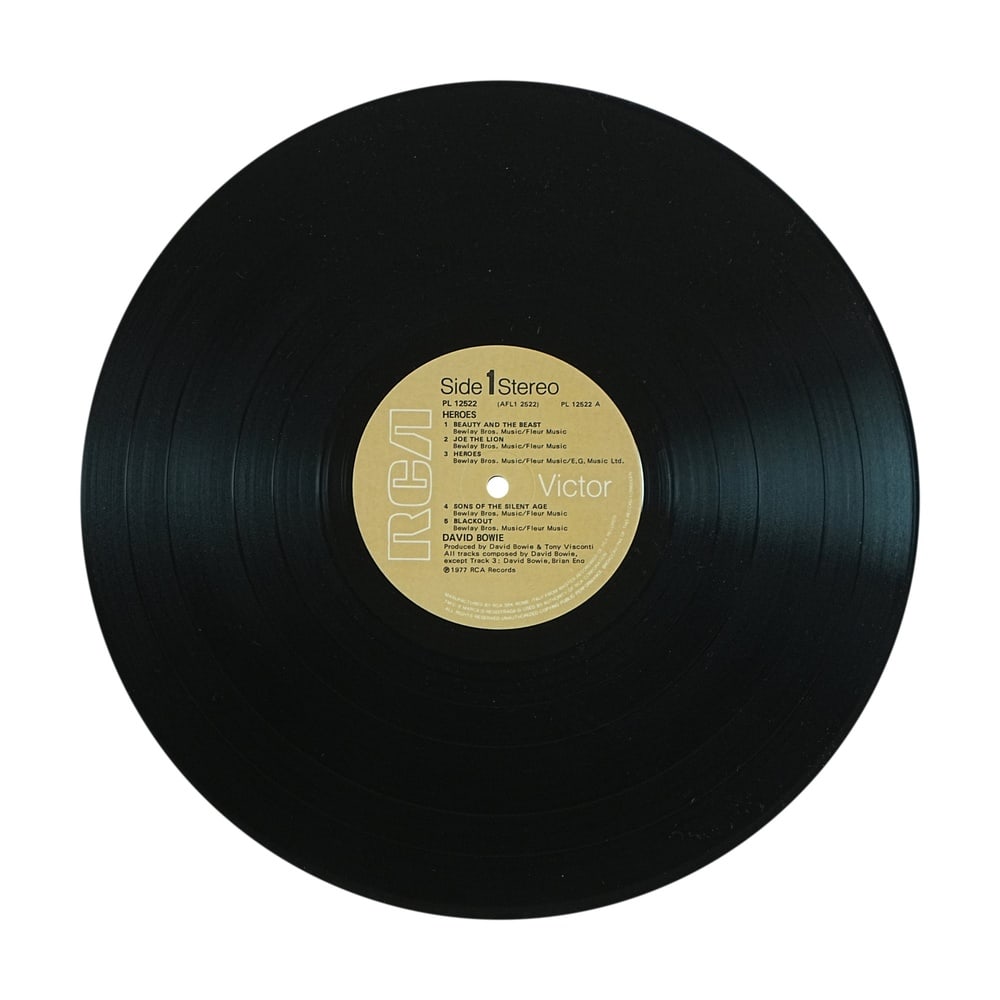 DAVID BOWIE SIGNED "HEROES" UK LP - 7