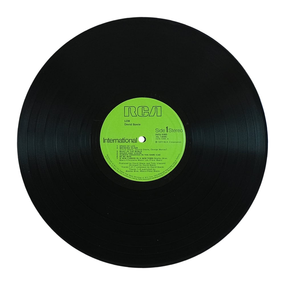 DAVID BOWIE SIGNED "LOW" UK LP - 6