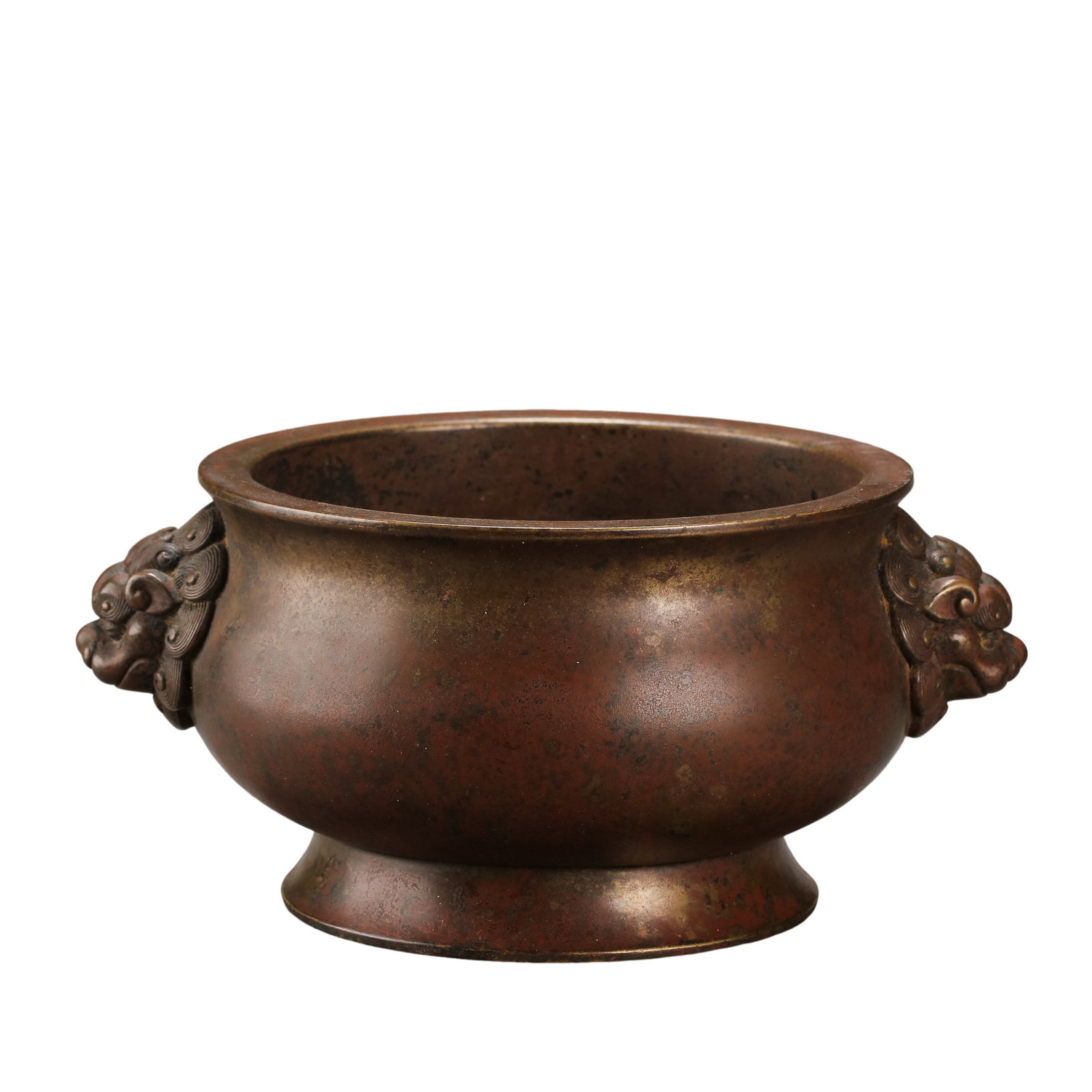 Fine Xuande Mark Bronze Incense Burner with Gilt Lion Handles, Ming Dynasty (1368–1644): Dimensions & Weight: Rim Diameter: 14.5 cm (5.71 in); Height: 9.2 cm (3.62 in); Weight: 2,596 g; 15th–17th CenturyCondition & Provenance: Overall in very good condition. The heavy bronze body displa
