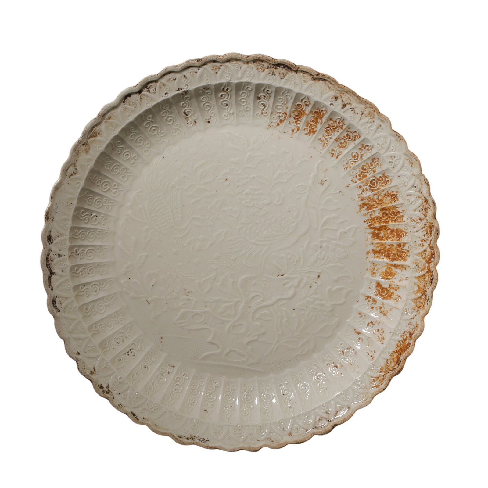 Jin Dynasty Ding Kiln White-Glazed Molded Chrysanthemum-Form Dish with Phoenix and Peony Design