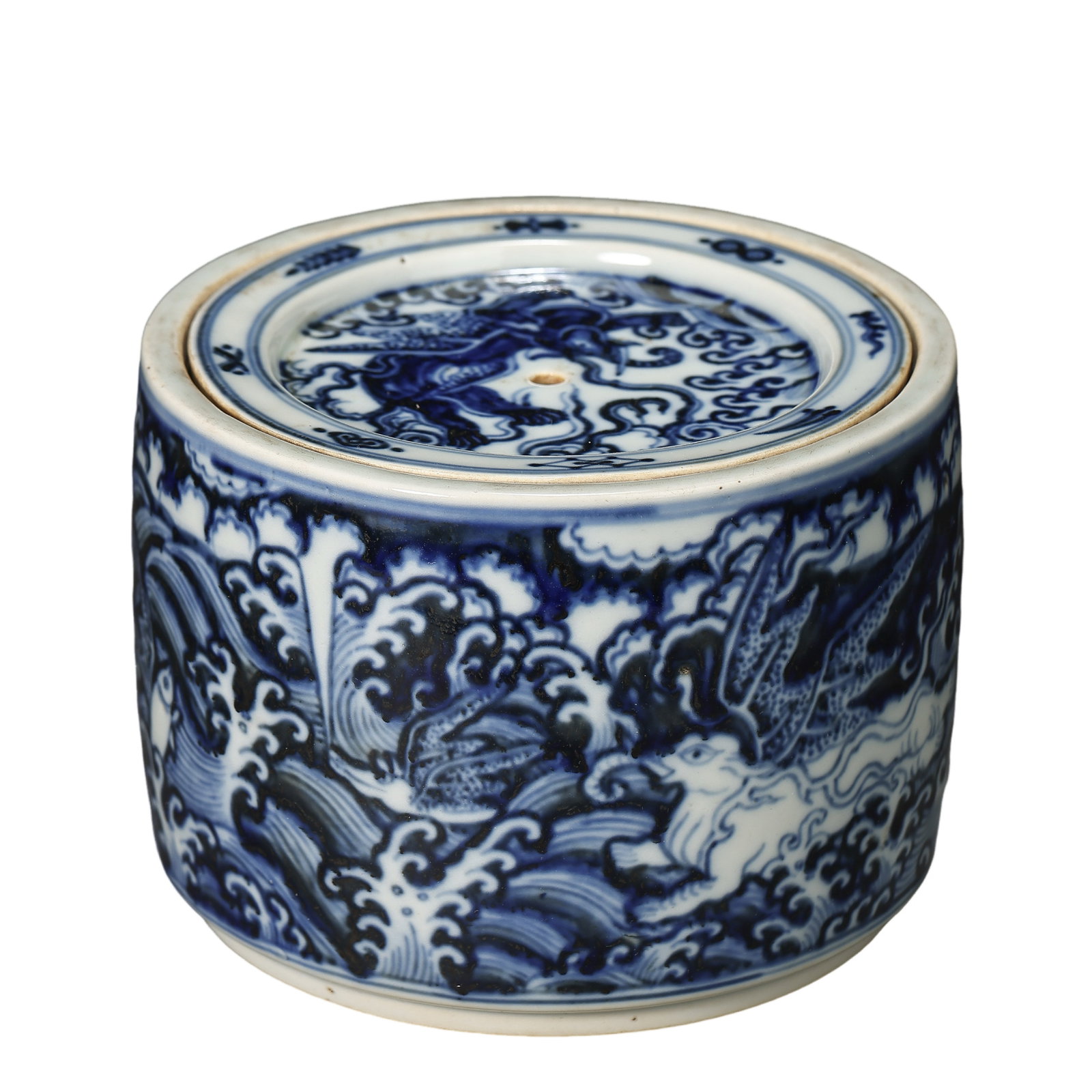 Ming Xuande Period Blue and White 'Mythical Beast' Cricket Jar: Dimensions: Height: 14 cm (5.51 in); Diameter: 10 cm (3.94 in); 15th Century (Xuande Period, Ming Dynasty).Condition & Provenance: Overall in very good condition. The cover matches the jar well. The g