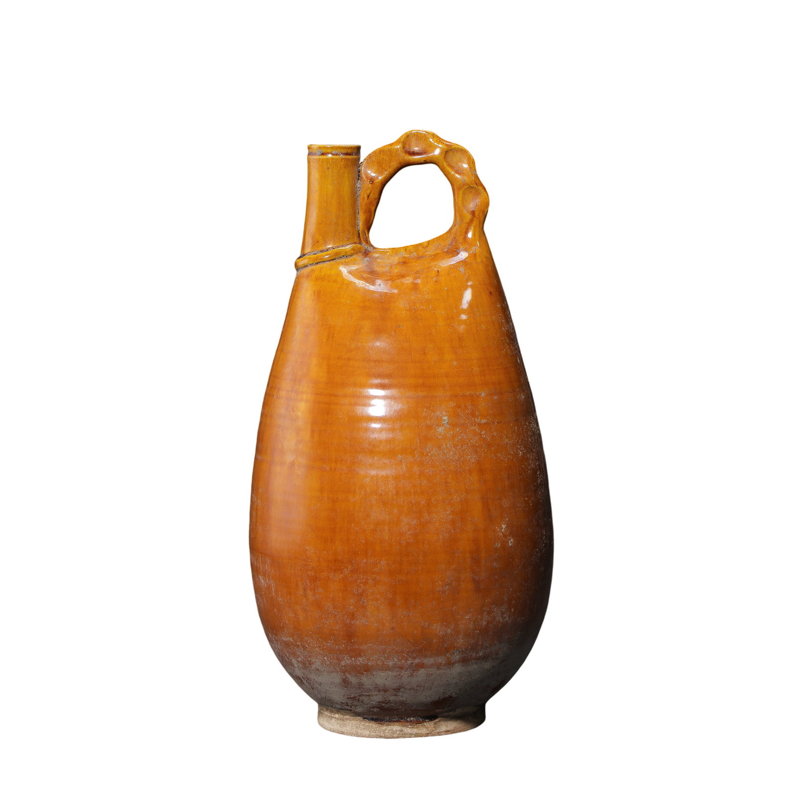 Liao Dynasty Yellow-Glazed Chicken-Crown Ewer (10th–12th Century): Dimensions: 32 cm high (10th–12th century, Liao Dynasty), approximately 12.6 inches highCondition & Provenance: Good overall condition with well-preserved yellow glaze. The surface shows natural agi