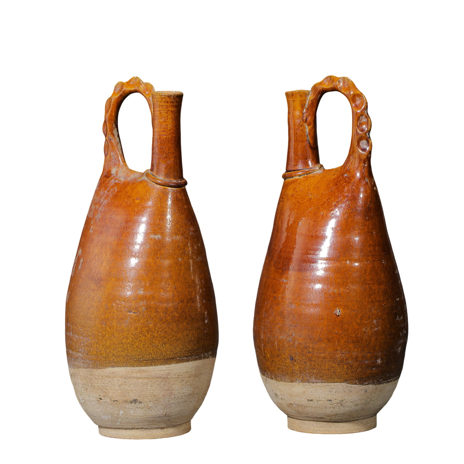 A Pair of Liao Dynasty Yellow-Glazed Chicken-Head Ewers (Liao Dynasty, 907–1125, 11th–12th (1 of 17)