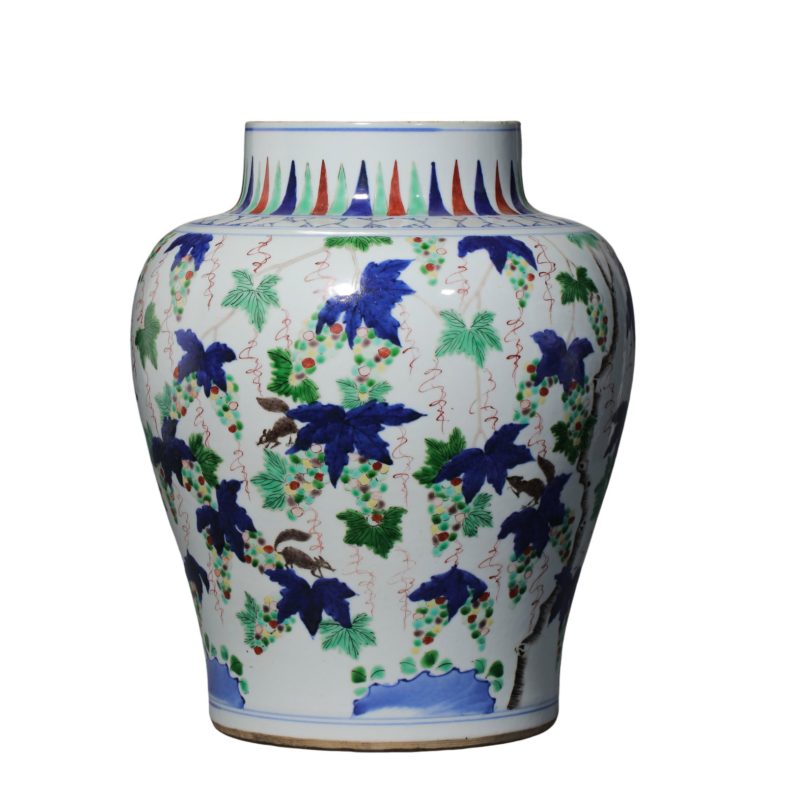 Qing Dynasty Blue and Polychrome Maple Leaf Pattern Jar with Flared Neck (18th Century)