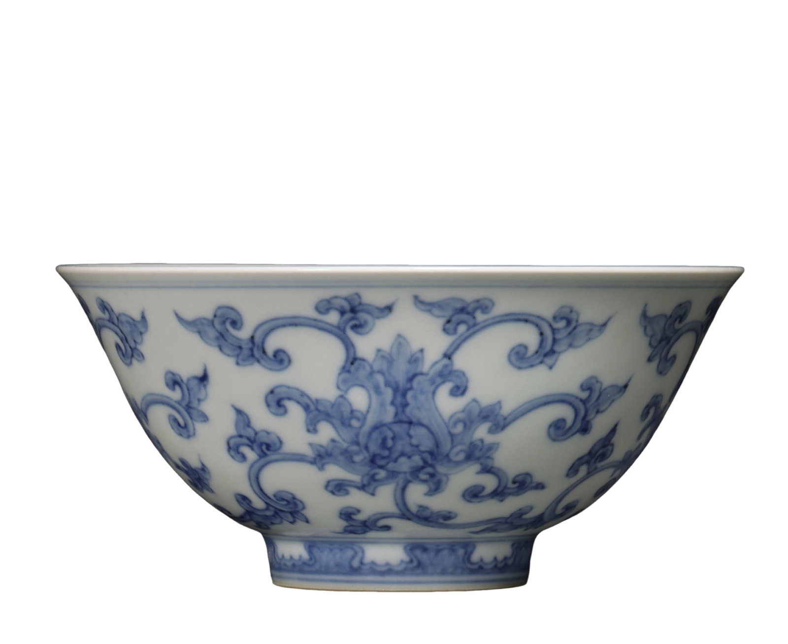 Ming Dynasty Chenghua Period Blue and White Floral Bowl (1465–1487, 15th century) (1 of 8)