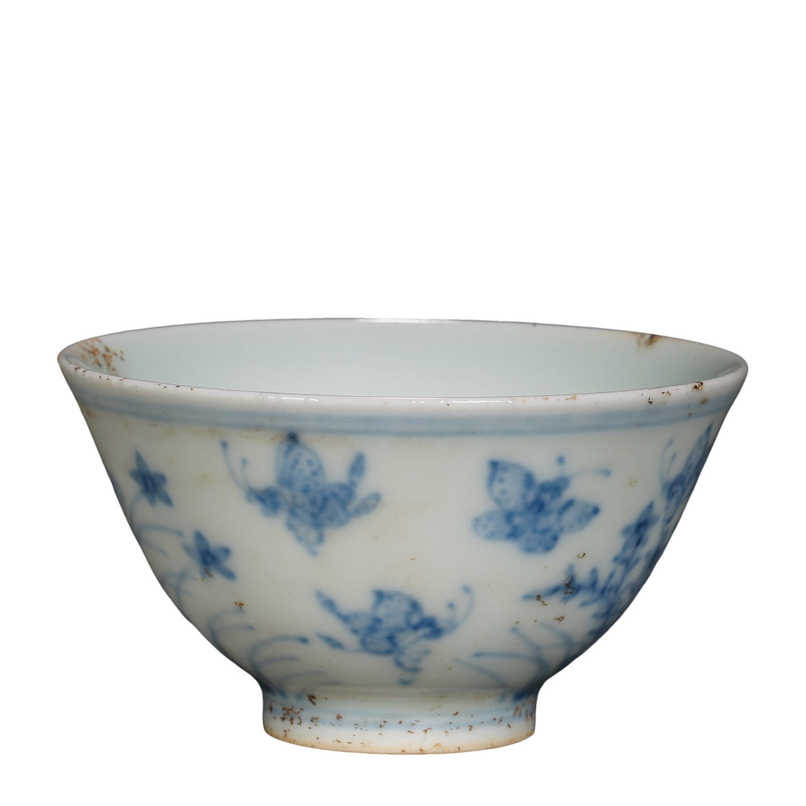Ming Dynasty, Chenghua Period (15th Century) Blue and White Floral and Butterfly Motif Cup: Dimensions: 7 cm in diameter, 4 cm in height (15th century Ming Dynasty); approximately 2.76 in diameter, 1.57 in highCondition and Provenance: Good overall condition with a smooth glaze surface and n