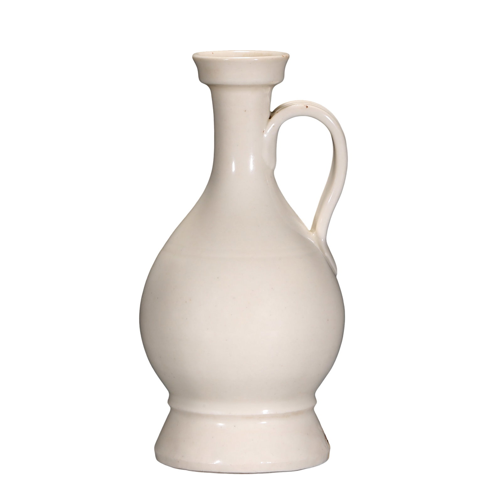 White Glazed Ewer with Dish-Shaped Mouth and Single Handle, Tang Dynasty (8th century): Dimensions: 14.5 cm high and approximately 7 cm wide (about 5.7 inches high and 2.8 inches wide; about 0.48 feet high and 0.23 feet wide) 8th centuryCondition and Provenance: The ewer is preserved in 