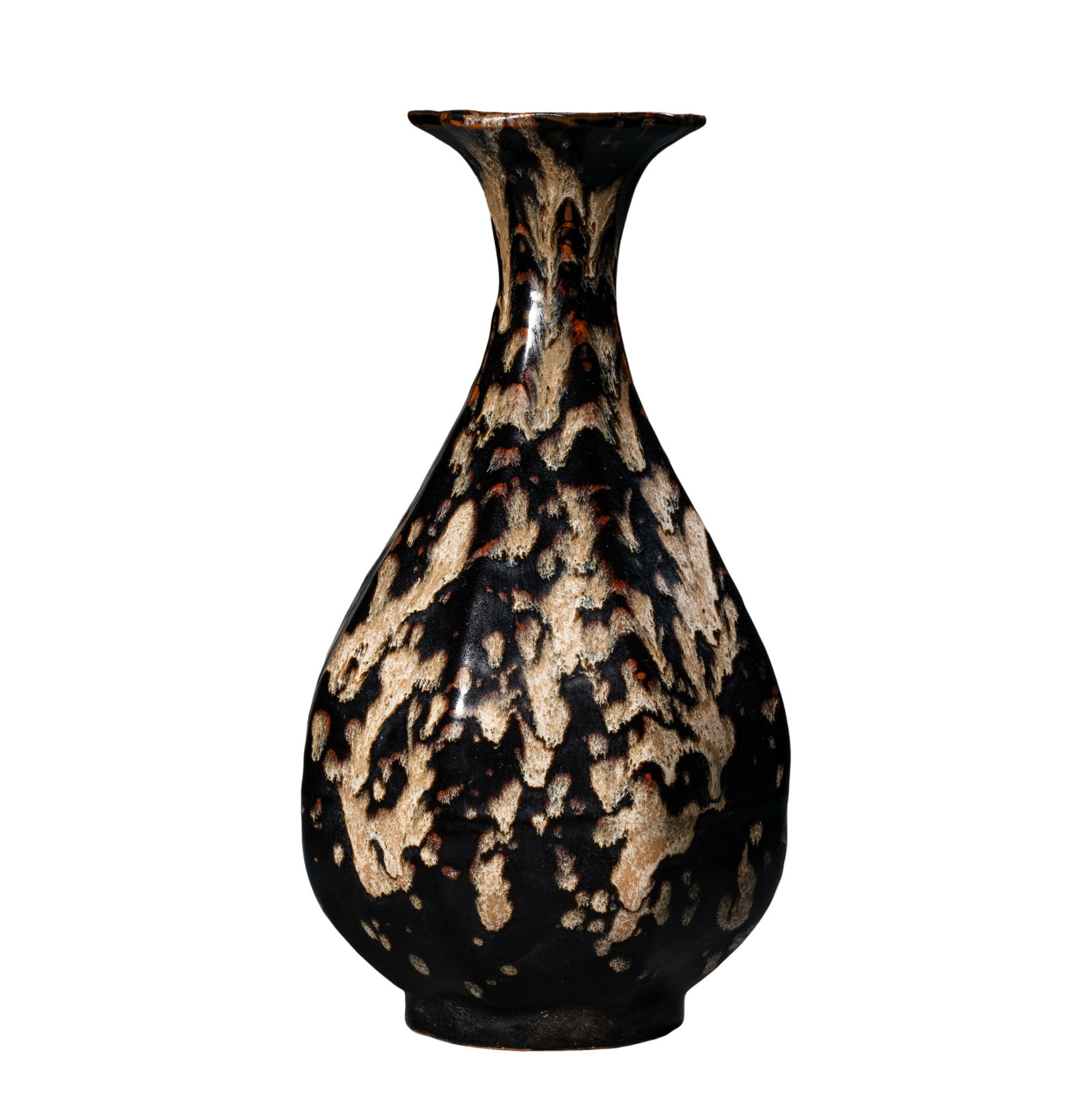 Southern Song Dynasty Jizhou Kiln Black-Glazed Tortoiseshell (Daimyo) Pattern Octagonal Yuhuchun: Dimensions: Approximately 27 cm high (about 10.6 inches high; about 0.9 feet high) 12th–13th CenturyCondition and Provenance: The vase is in good overall condition, with a well-preserved form and na