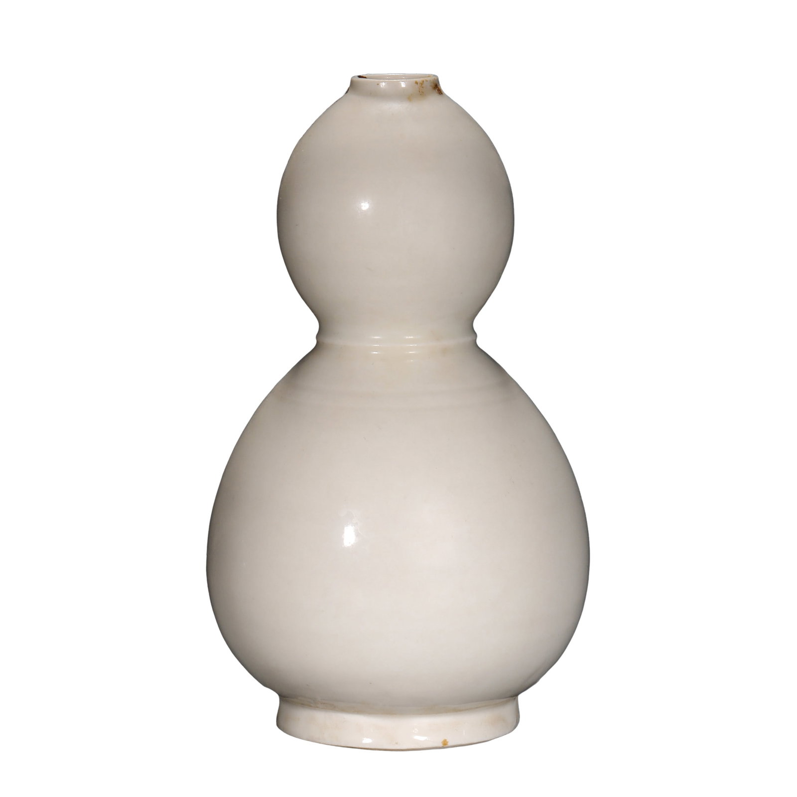 A Northern Song Dynasty Ding Ware Ivory-White Glazed “Guan?? Marked Double-Gourd Vase: Dimensions: Height 14 cm (5.5 in, 0.46 ft); Century: 11th–12th CenturyCondition & Provenance: Good overall condition with a complete form and naturally preserved glaze surface. Original earth staini