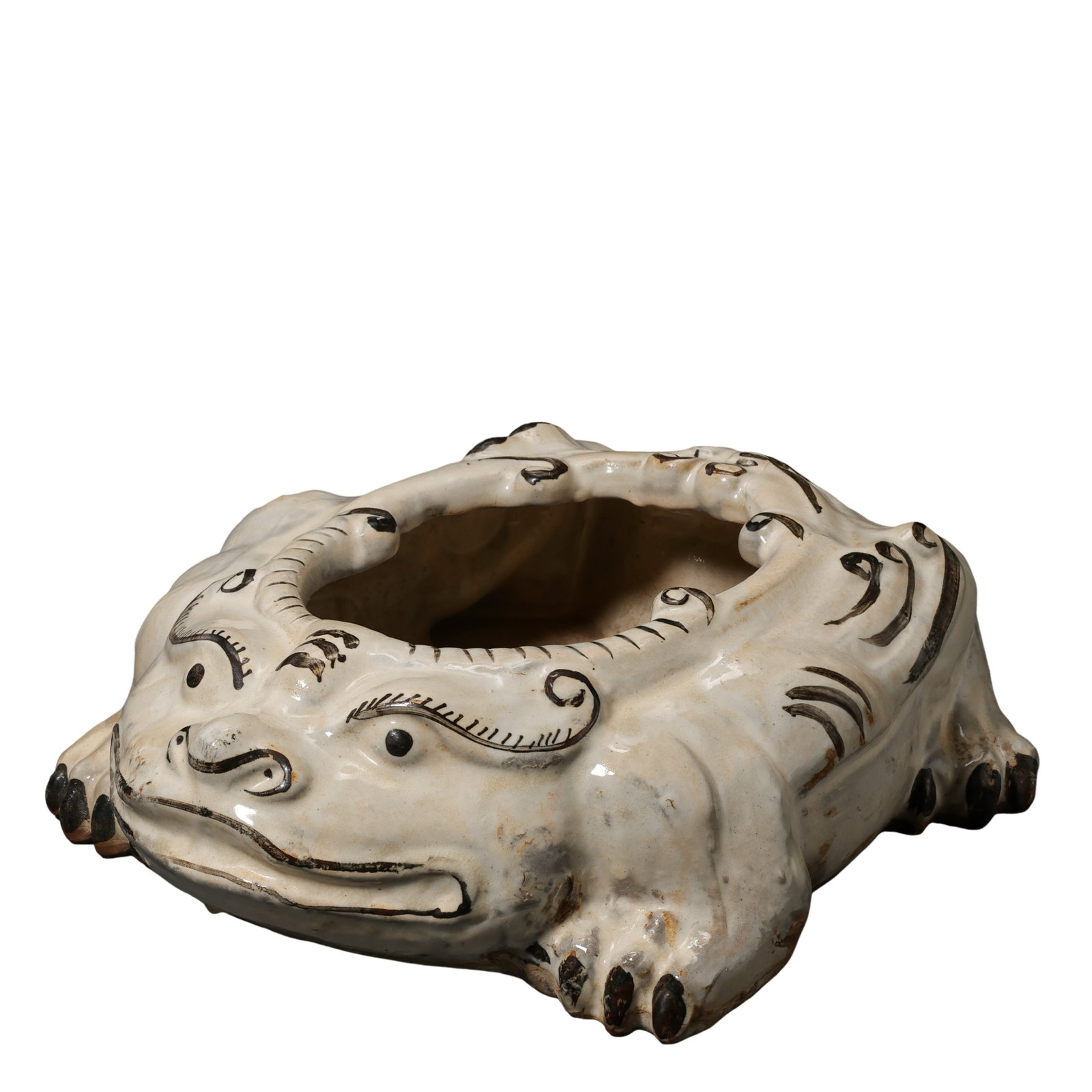 Cizhou Ware White-Ground Black-Painted Three-Legged Toad Water Basin, Song–Jin Dynasty: Dimensions and Weight: Length 24 cm (9.4 in, 0.79 ft), Height 8 cm (3.1 in, 0.26 ft); Song–Jin Dynasty (11th–13th Century)Condition and Provenance: The piece is overall well preserved, with natura