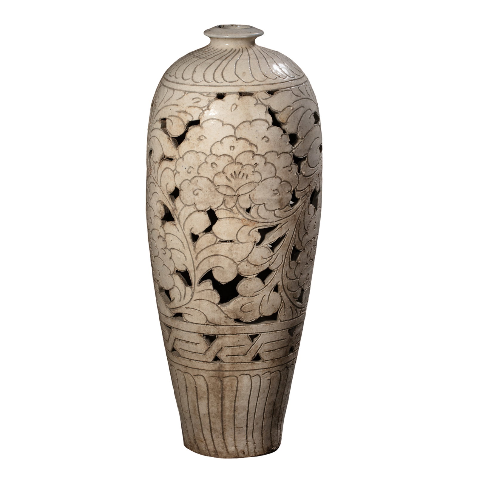 A Rare Cizhou Kiln White-Glazed Pierced and Carved Prunus Vase with Scroll Peony Decoration, Song (1 of 11)
