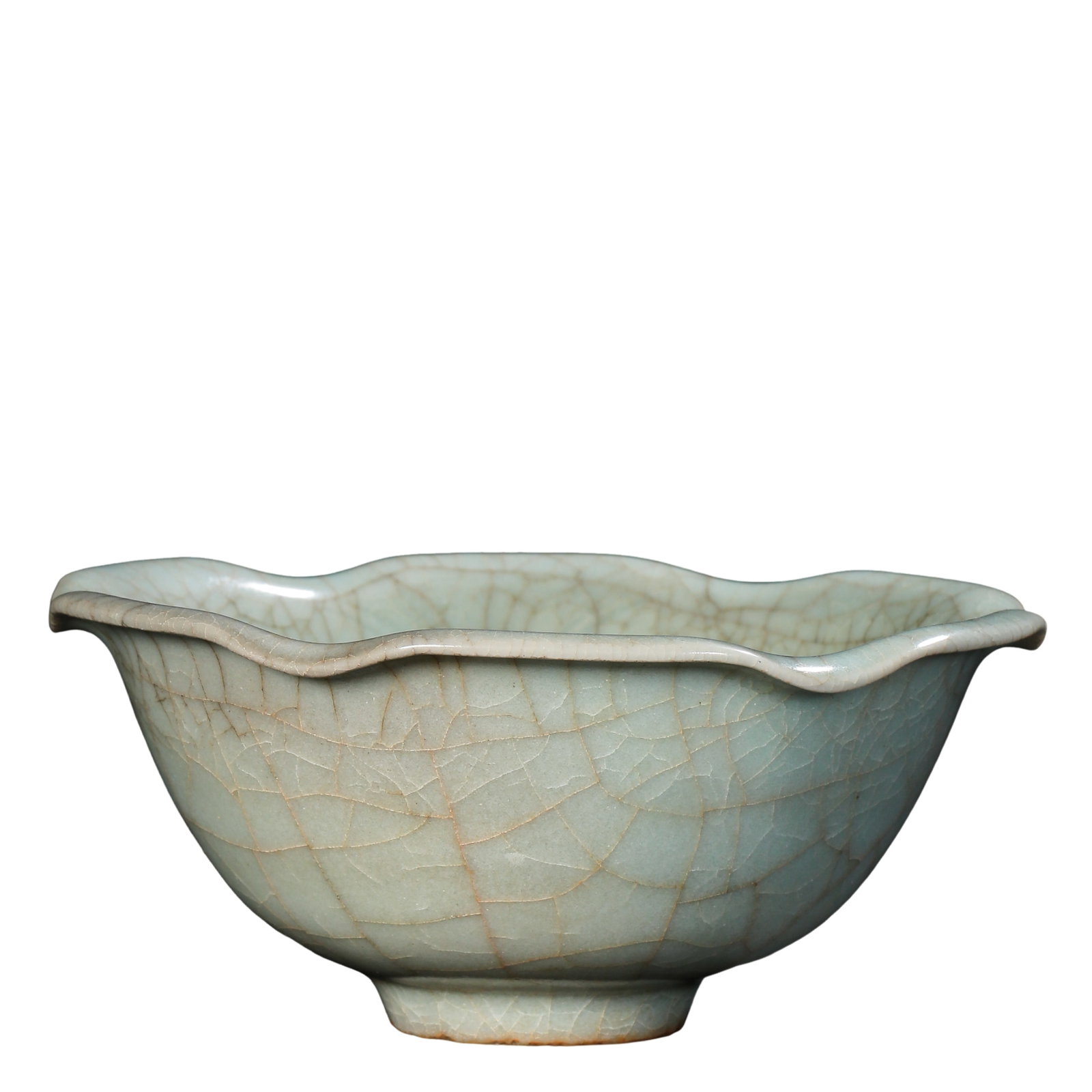 Celadon Flower-Rim Cup (Guan-Type Crackle-Glazed Flower-Shaped Cup), Song Dynasty (12th–13th: Dimensions: Diameter 12.2 cm (approximately 4.8 in, 0.40 ft); Height 5.4 cm (approximately 2.1 in, 0.18 ft)Condition & Provenance: The cup is in good condition, with a well-preserved form, naturally d