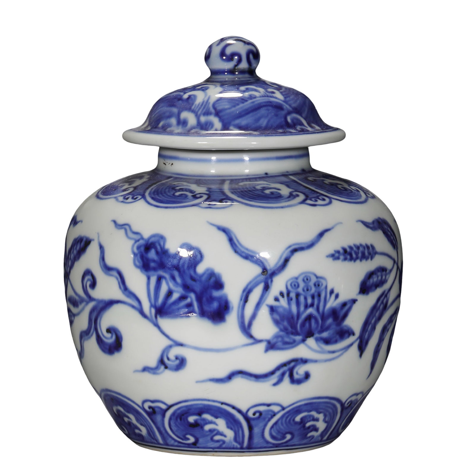 Blue and White Covered Jar with Auspicious Fruit and Floral Scroll Decoration, Marked “Da Ming: Dimensions: Overall height 16 cm (approximately 6.30 inches, 0.52 feet); body diameter 14 cm (approximately 5.51 inches, 0.46 feet); 15th century, Ming Dynasty, Chenghua periodCondition & Provenance: 