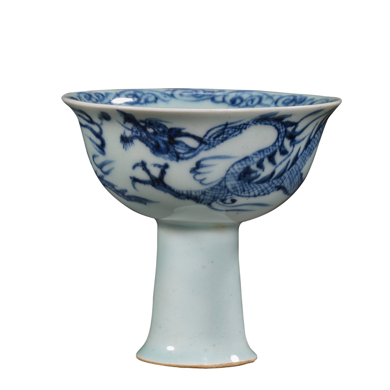 Early Ming Dynasty Yongle Period Blue and White Dragon High-Stem Cup (Early 15th Century): Dimensions: Height 9 cm (3.54 in / 0.30 ft), Rim Diameter 9.6 cm (3.78 in / 0.32 ft), Ming Dynasty Yongle Period, 15th Century?Condition & Provenance: The piece is in good overall condition with a smo