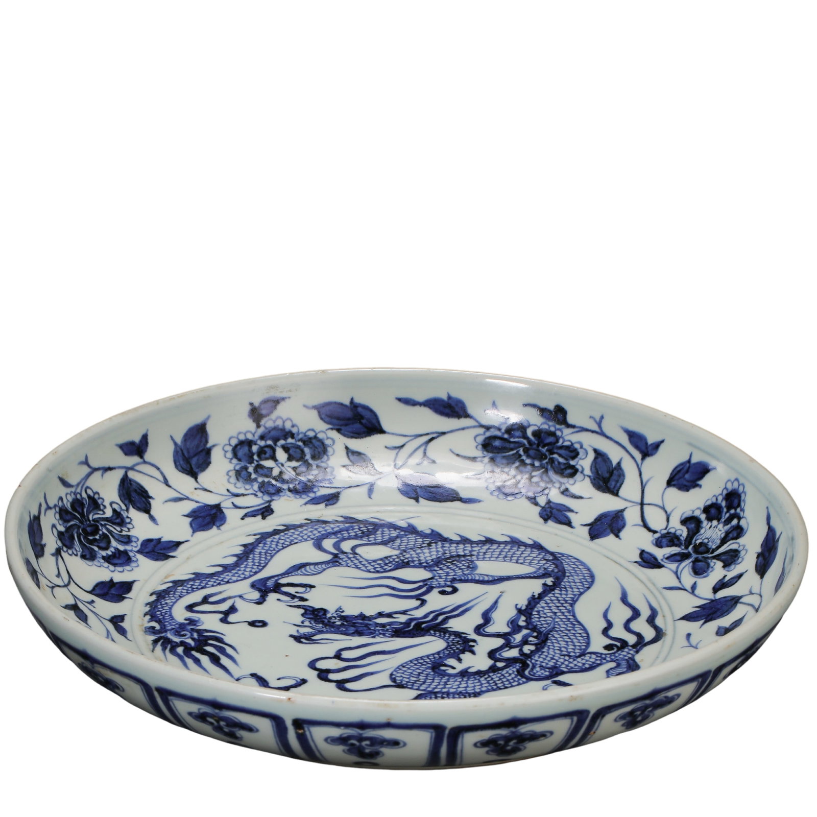 Yuan Dynasty (14th Century) Blue and White Large Charger with Dragon and Floral Scroll Decoration (1 of 12)