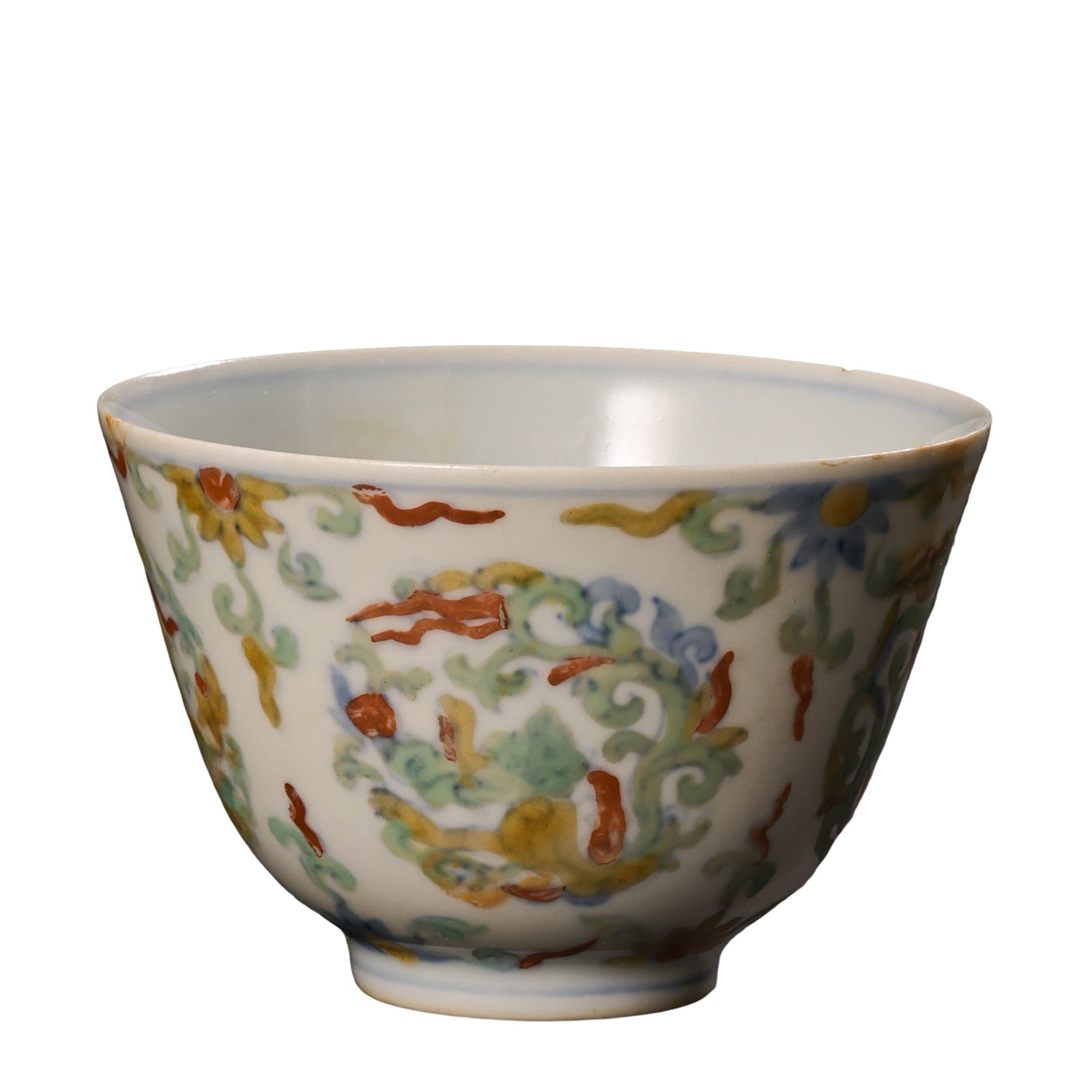 Qing Dynasty Qianlong Period Chenghua-Style Blue and White with Polychrome Chi Dragon Cup (18th (1 of 8)