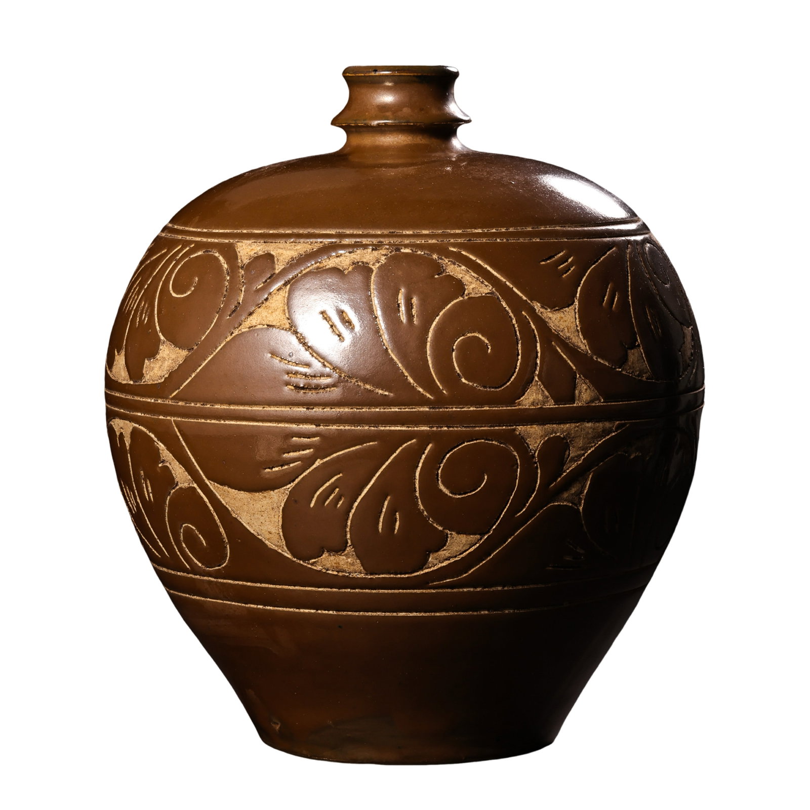 Northern Song–Jin Dynasty Cizhou Kiln-Type Brown-Glazed Carved Floral Plum Vase (Du-lu Form) (1 of 9)