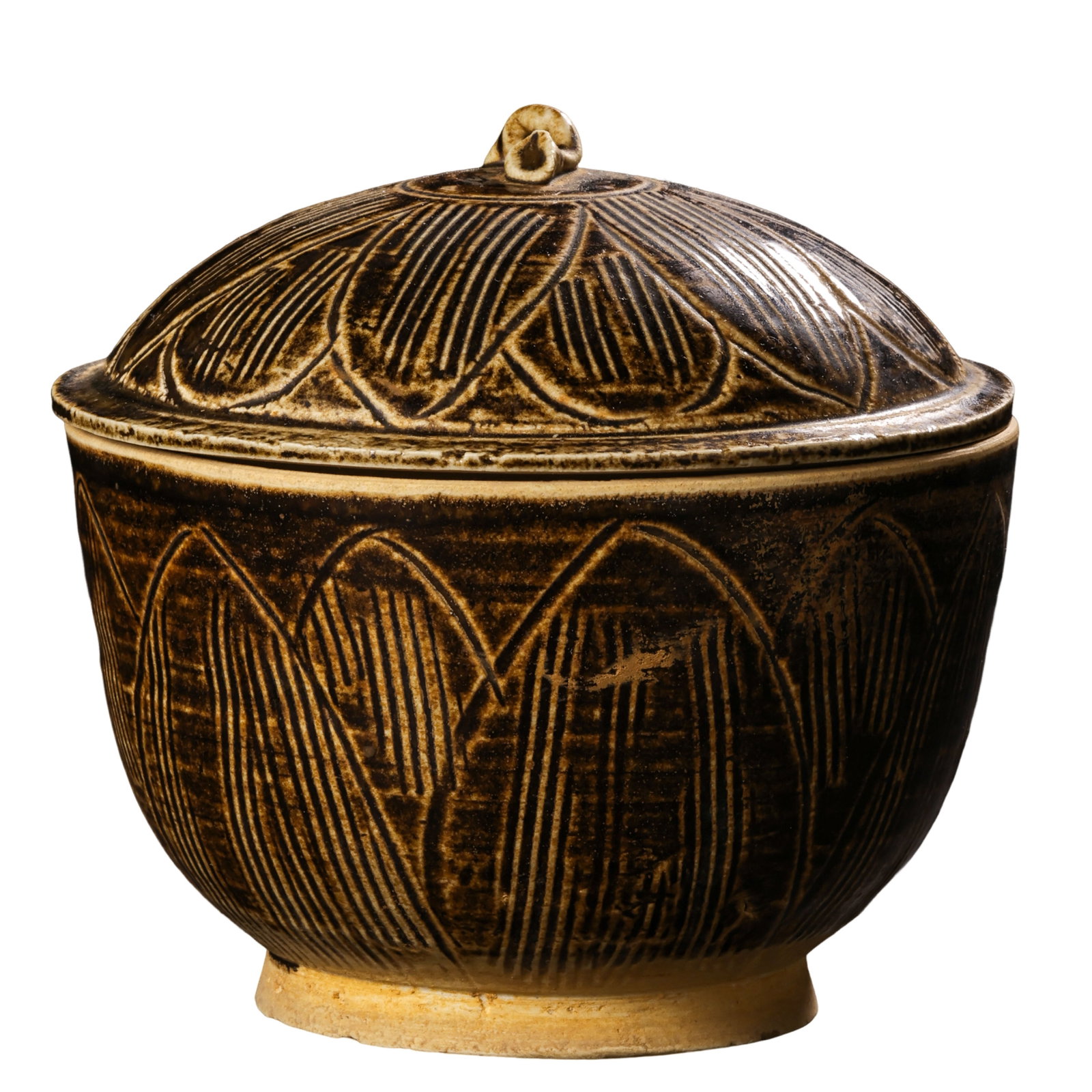 Northern Song Dynasty (960–1127) Cizhou-Type Dark Brown Black Glazed Carved Lotus Petal Covered: Dimensions: Northern Song Dynasty (10th–12th Century); Height: 10.7 cm (4.2 in / 0.35 ft); Rim Diameter: 11 cm (4.3 in / 0.36 ft)?Condition & Provenance: Good condition with the original matching co