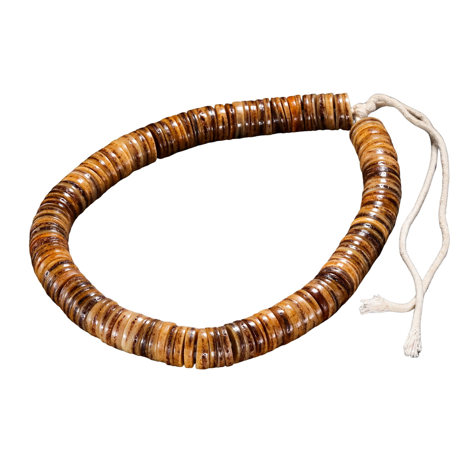 An Antique Tibetan Bone Bead Mala, Qing Dynasty to Republican Period (18th–20th Century): Dimensions: Each bead diameter 1.8 cm (0.71 in), Weight: 191 g (6.74 oz), 18th–20th Century?Condition & Provenance: Good overall condition. The mala remains complete, with naturally aged surfaces, r