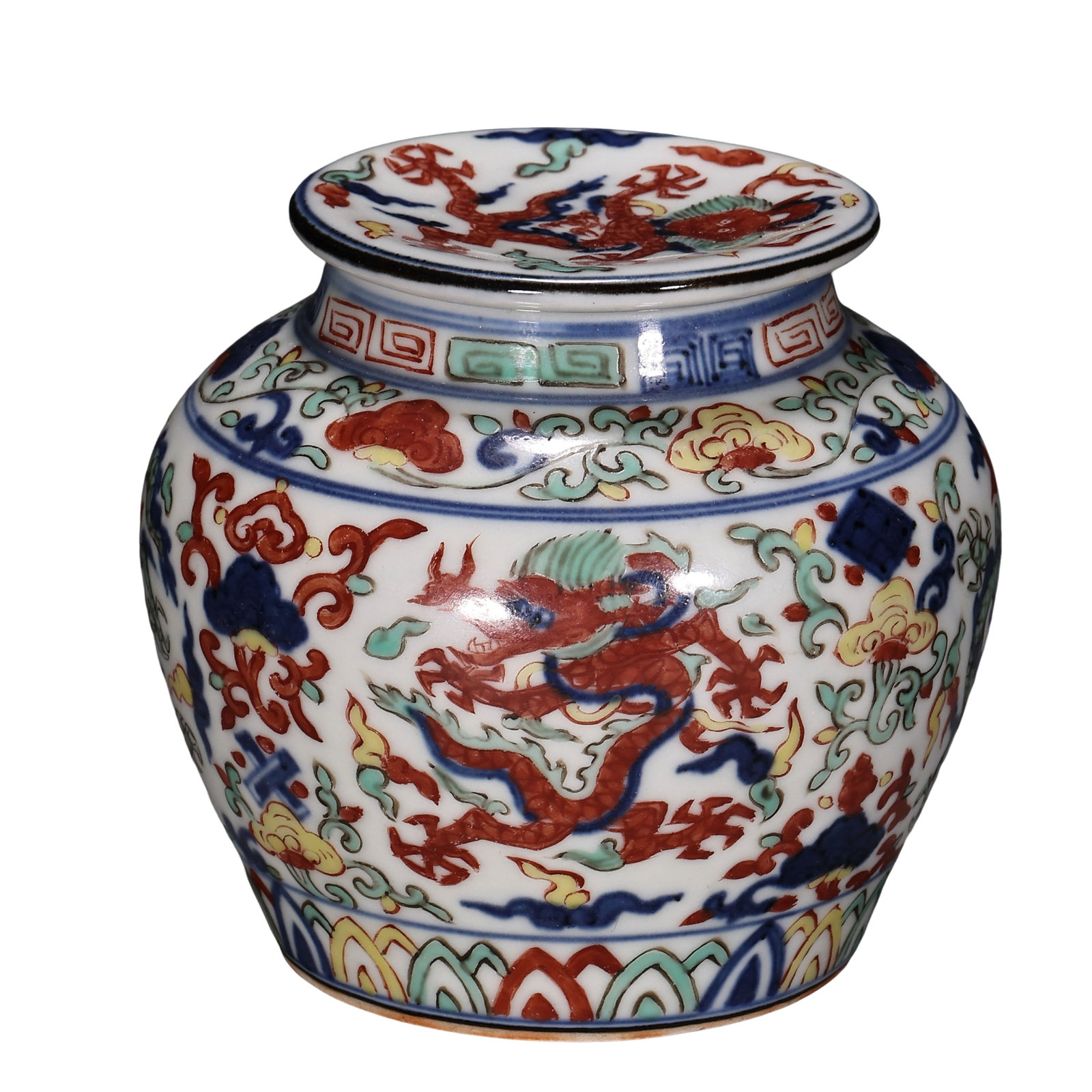 Jiajing Period, Ming Dynasty Wucai Dragon-Decorated Covered Jar (16th Century) (1 of 12)