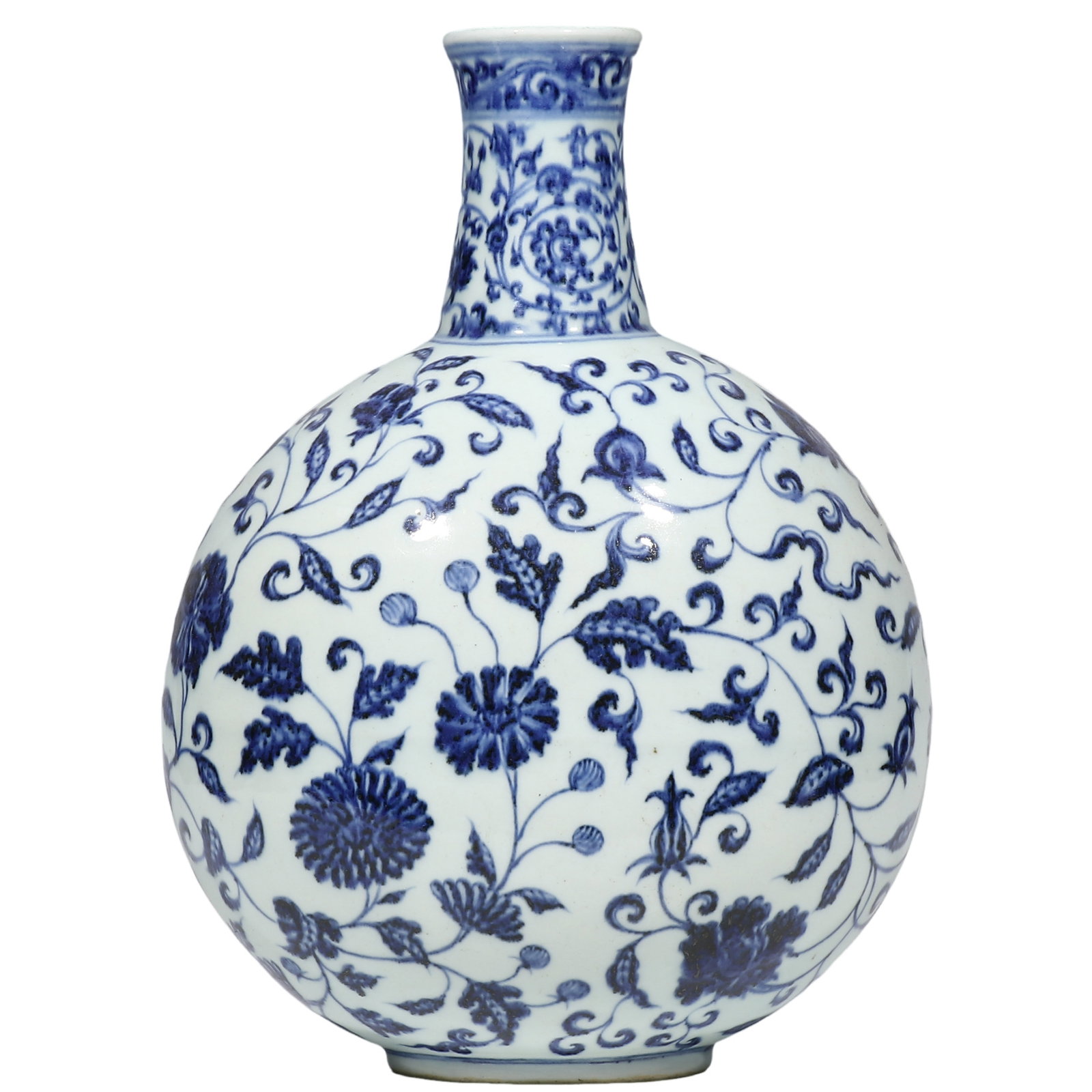 Ming Yongle Period, Blue and White Moon?Shaped Flask with Interlocking Floral Scrolls (1 of 6)