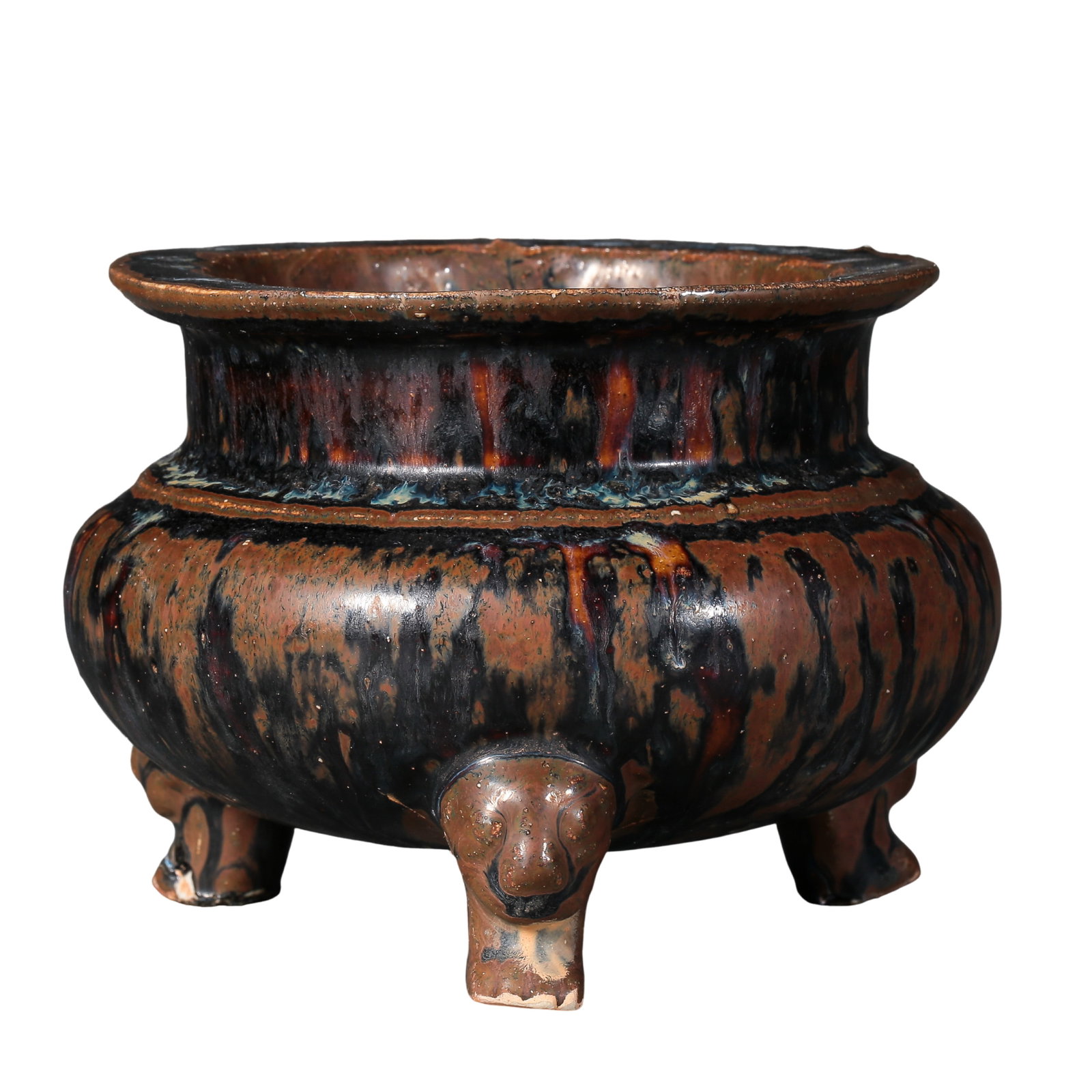 Northern Song Dynasty Cizhou Kiln Iron-Rust Decorated Three-Legged Censer (11th Century): Dimensions: Height 10 cm, Mouth Diameter 14 cm (approximately 3.9 in. high, 5.5 in. mouth diameter; 11th-century Northern Song Dynasty ceramic)?Condition & Provenance: The piece is in good overall con