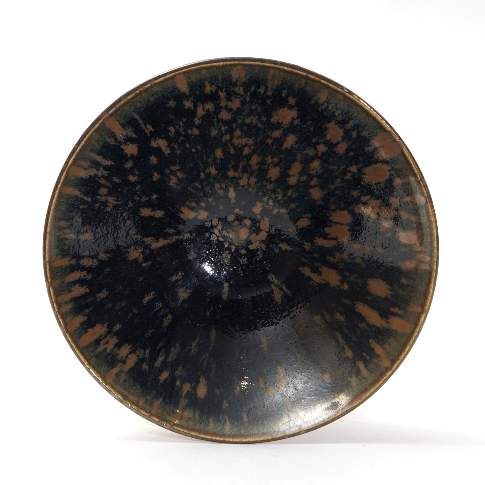A CIZHOU KILN HAT-SHAPED CUP WITH IRON RUST SPOTS (1 of 4)