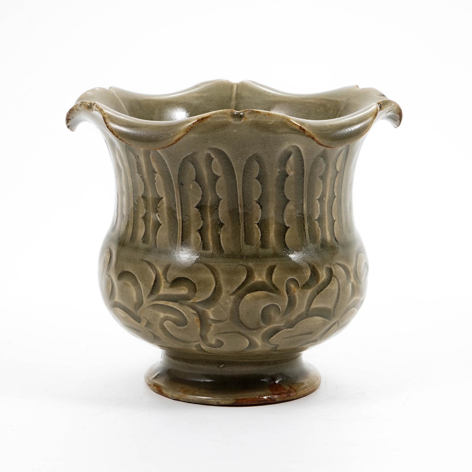 A FLOWER-SHAPED VASE FROM YAOZHOU KILN (1 of 4)