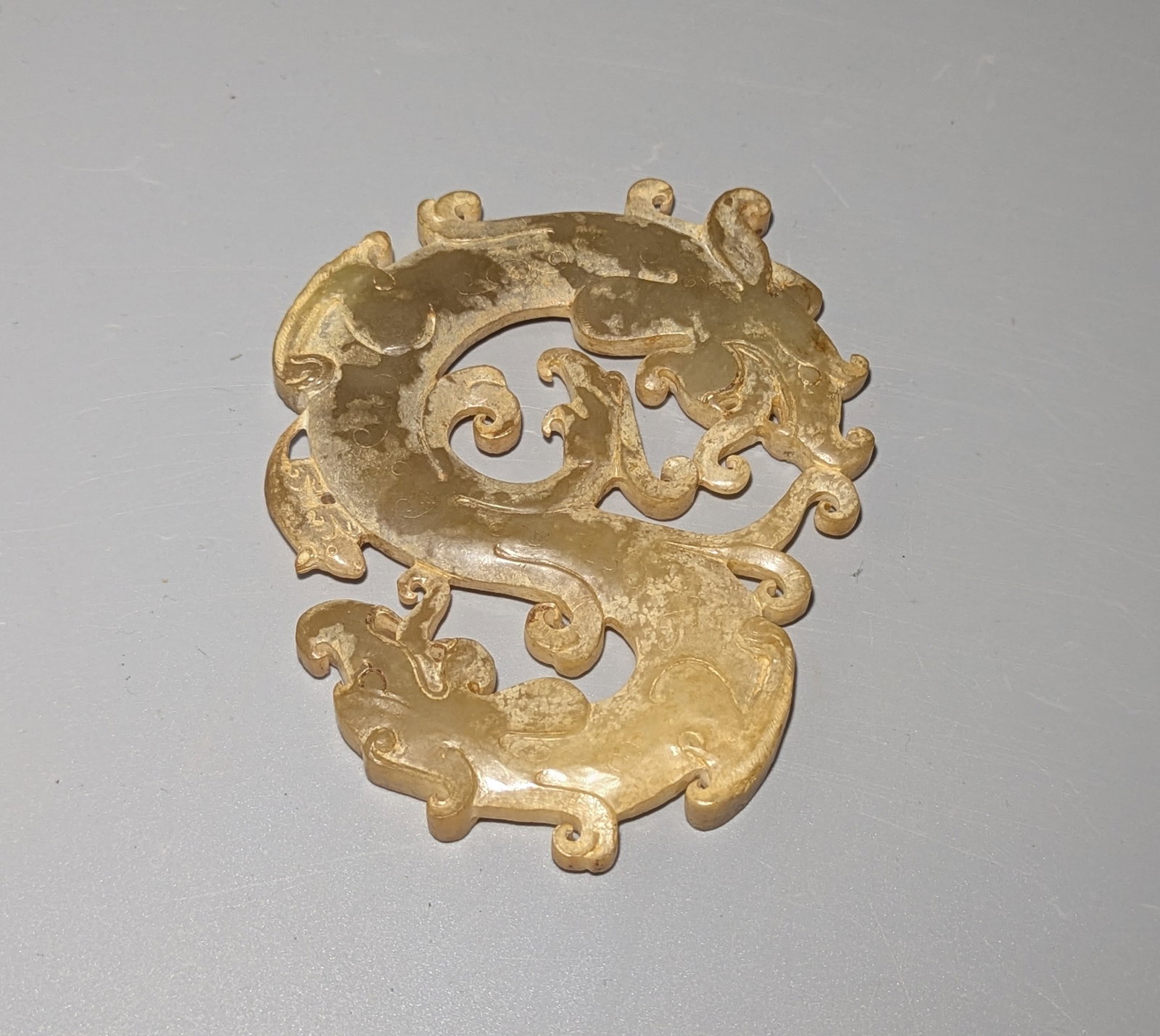 Chinese Archaistic Carved Jade Double-Dragon Plaque (1 of 4)