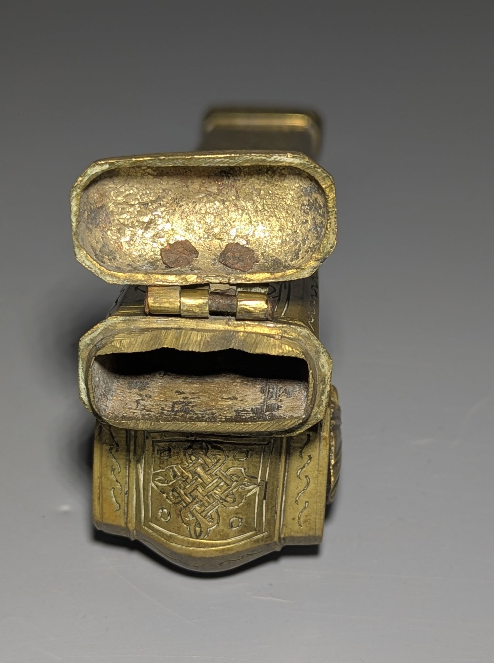 Two Islamic Engraved Brass Objects, Ottoman Style - 8