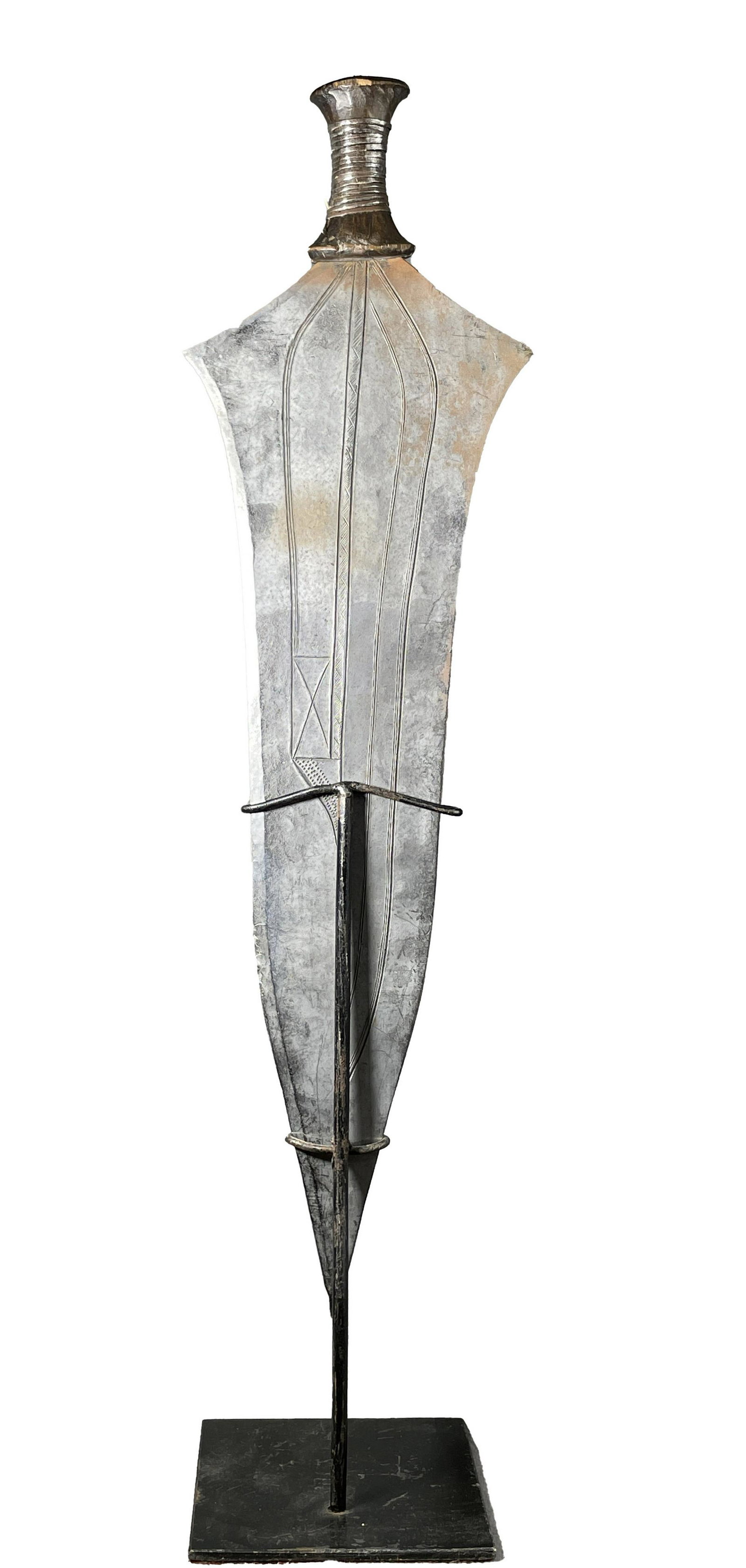 African Congo Court Sword Display Included: Country of Origin: Presently Democratic Republic of the Congo (DRC); originates from the era of the Belgium Congo (1908-1960) Early 20th Century court sword. Hand-forged metal blade with incised detai