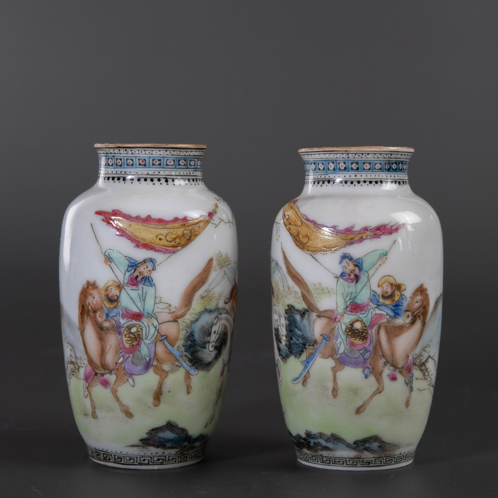 Pair Chinese Miniature Porcelain Vases Warrior Scenes (1 of 14)