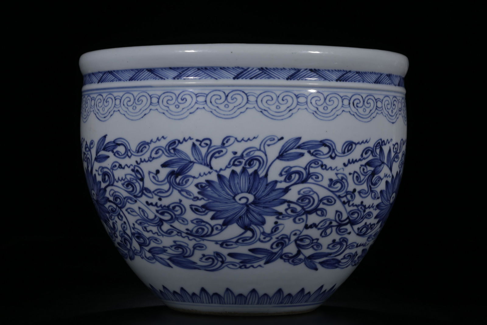 Qing Dynasty - Blue White 'Flower' Vat (1 of 8)