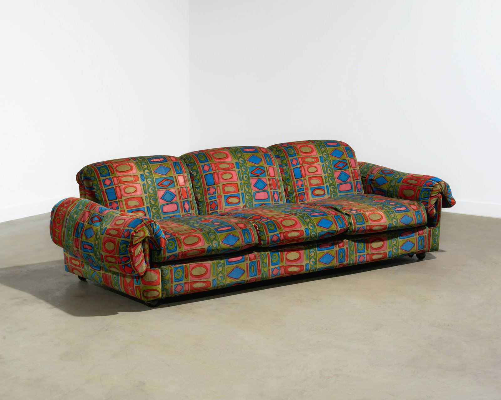 Jack Lenor Larsen - Sofa (1 of 8)