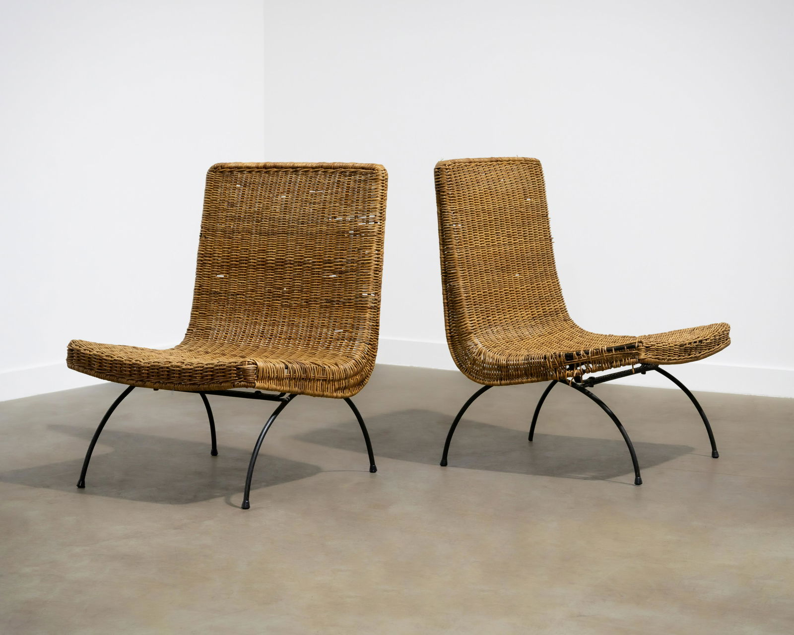 Milo Baughman (Attr.) - Wicker Scoop Chairs (1 of 7)