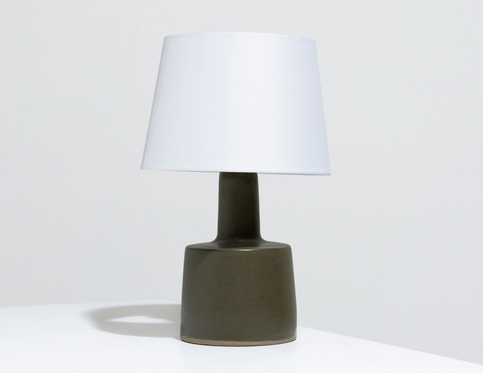 Gordon & Jane Martz - Pottery Lamp (1 of 4)