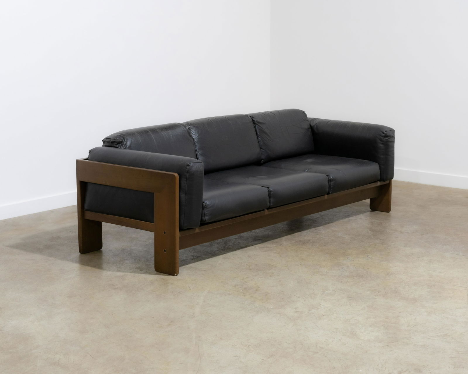 Tobia & Afra Scarpa - Bastiano Sofa (1 of 8)