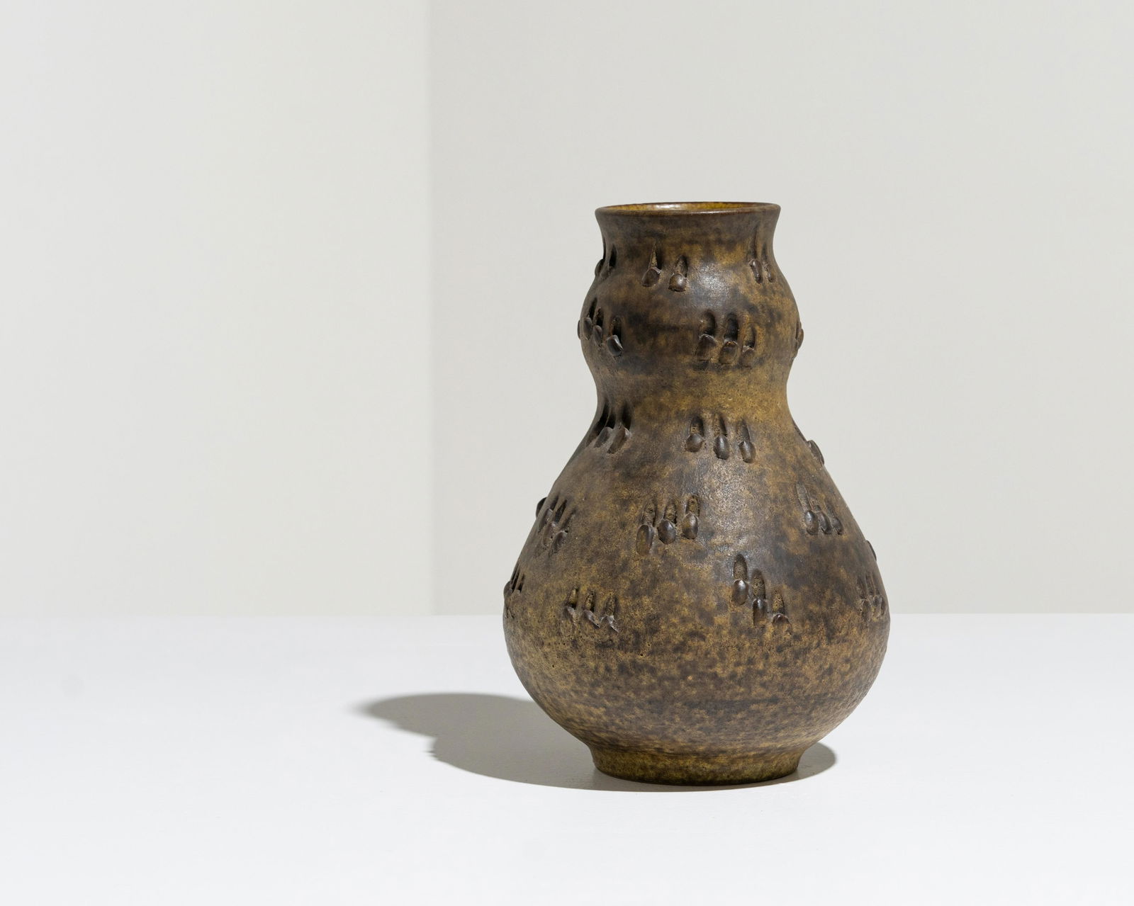 Italian Pottery Vase (1 of 4)