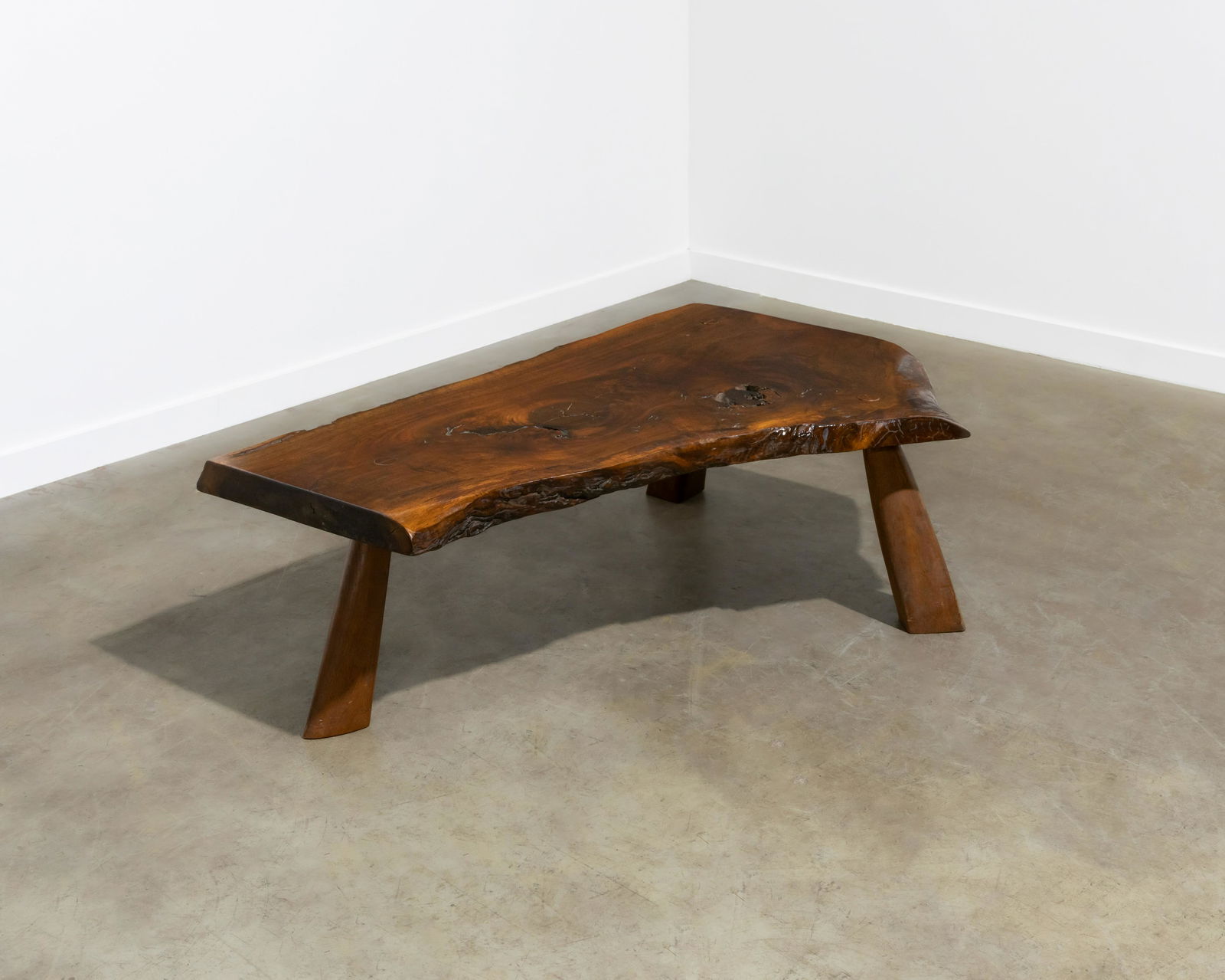 Live Edge Coffee Table (1 of 7)