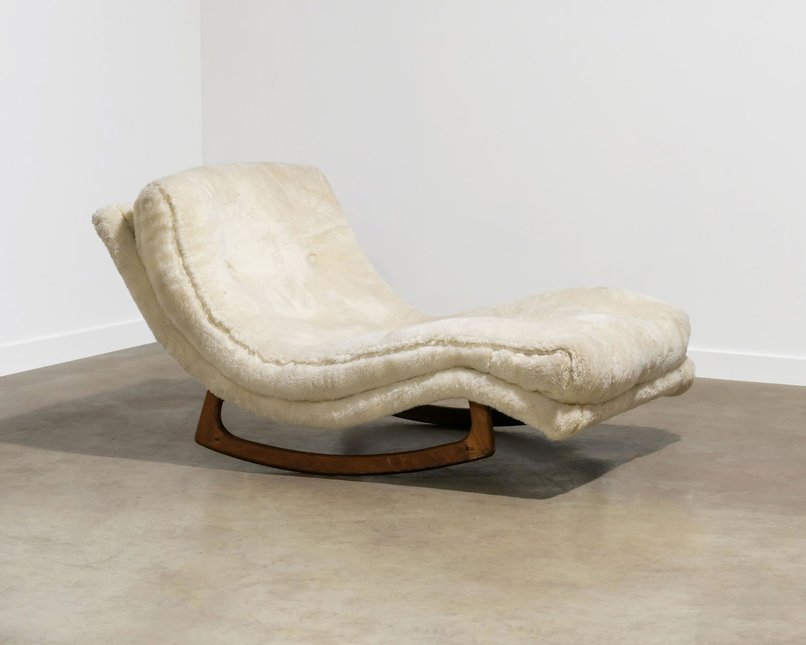 Adrian Pearsall - Rocking Wave Lounge (1 of 8)