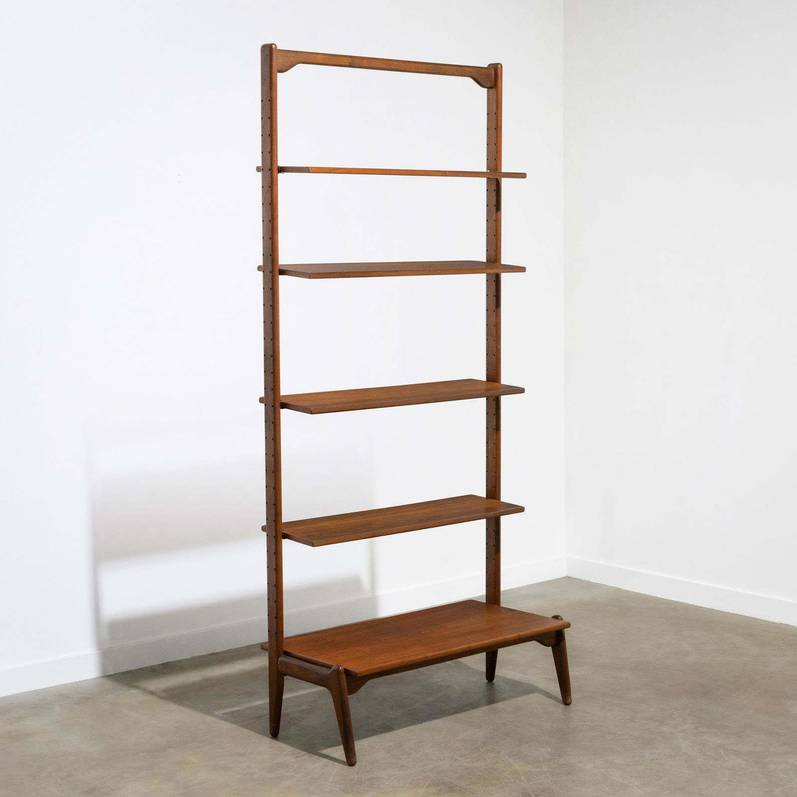 Erik Buch - V-System Shelf (1 of 7)