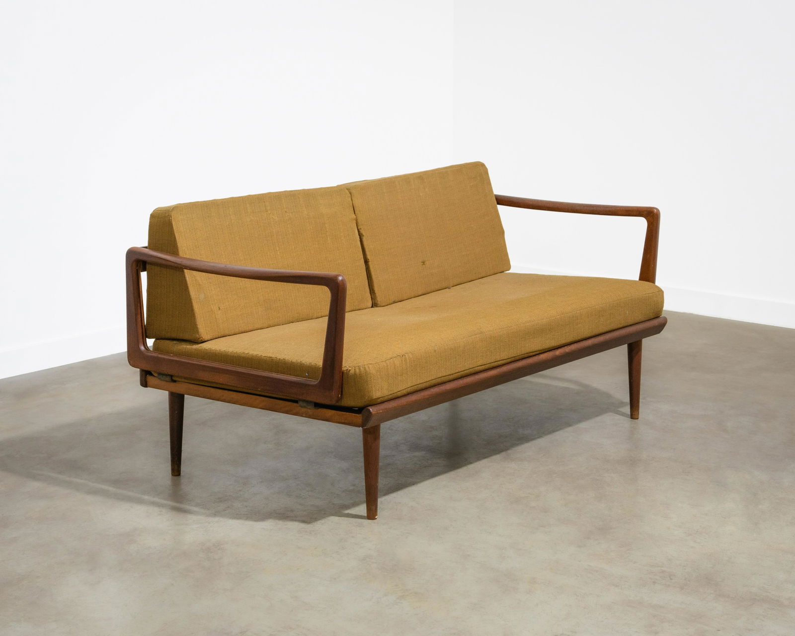 Peter Hvidt & Orla Molgaard-Nielsen - Daybed (1 of 8)