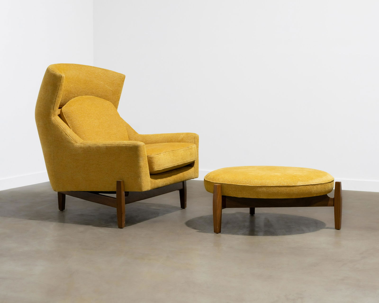 Jens Risom - Big Chair & Ottoman (1 of 5)