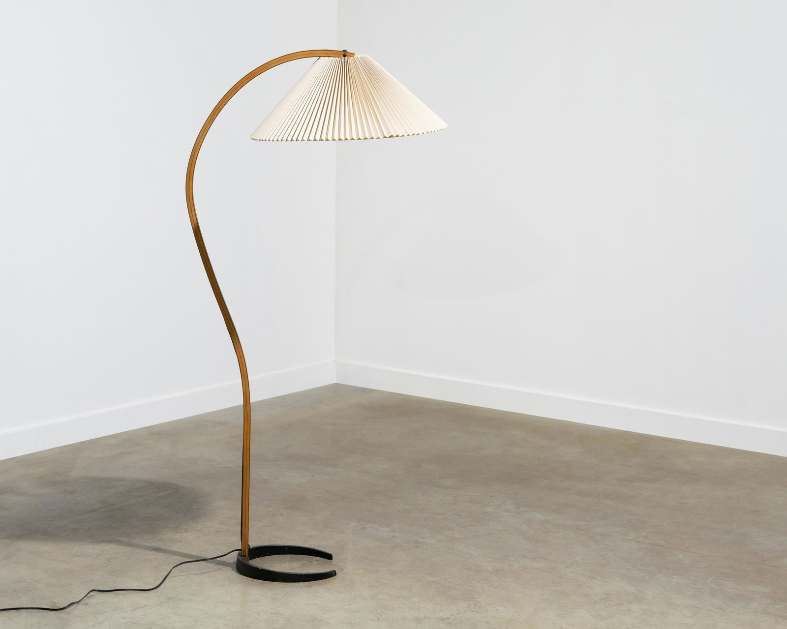 Mads Caprani - Floor Lamp (1 of 6)
