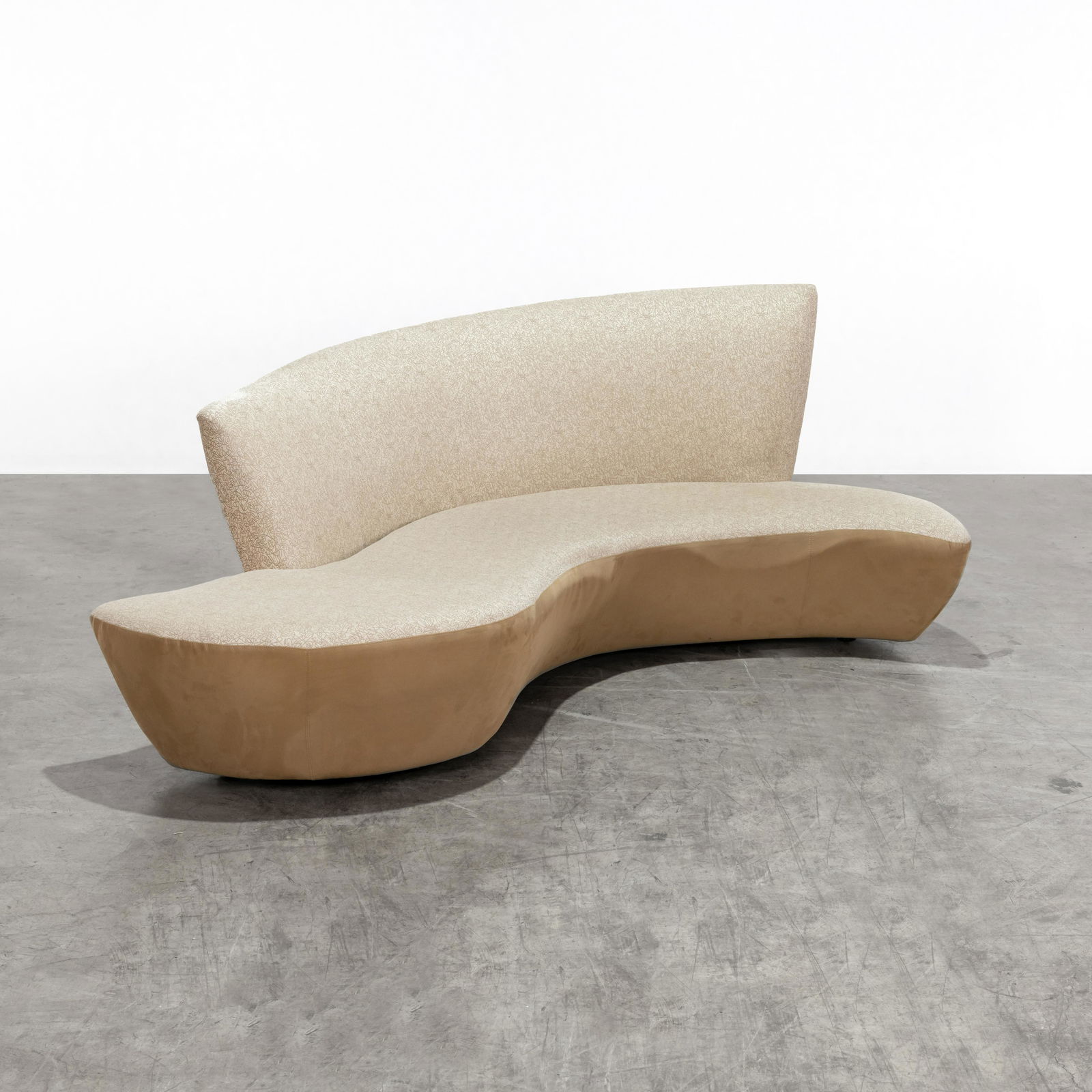 Vladimir Kagan - Bilbao Sofa (1 of 6)
