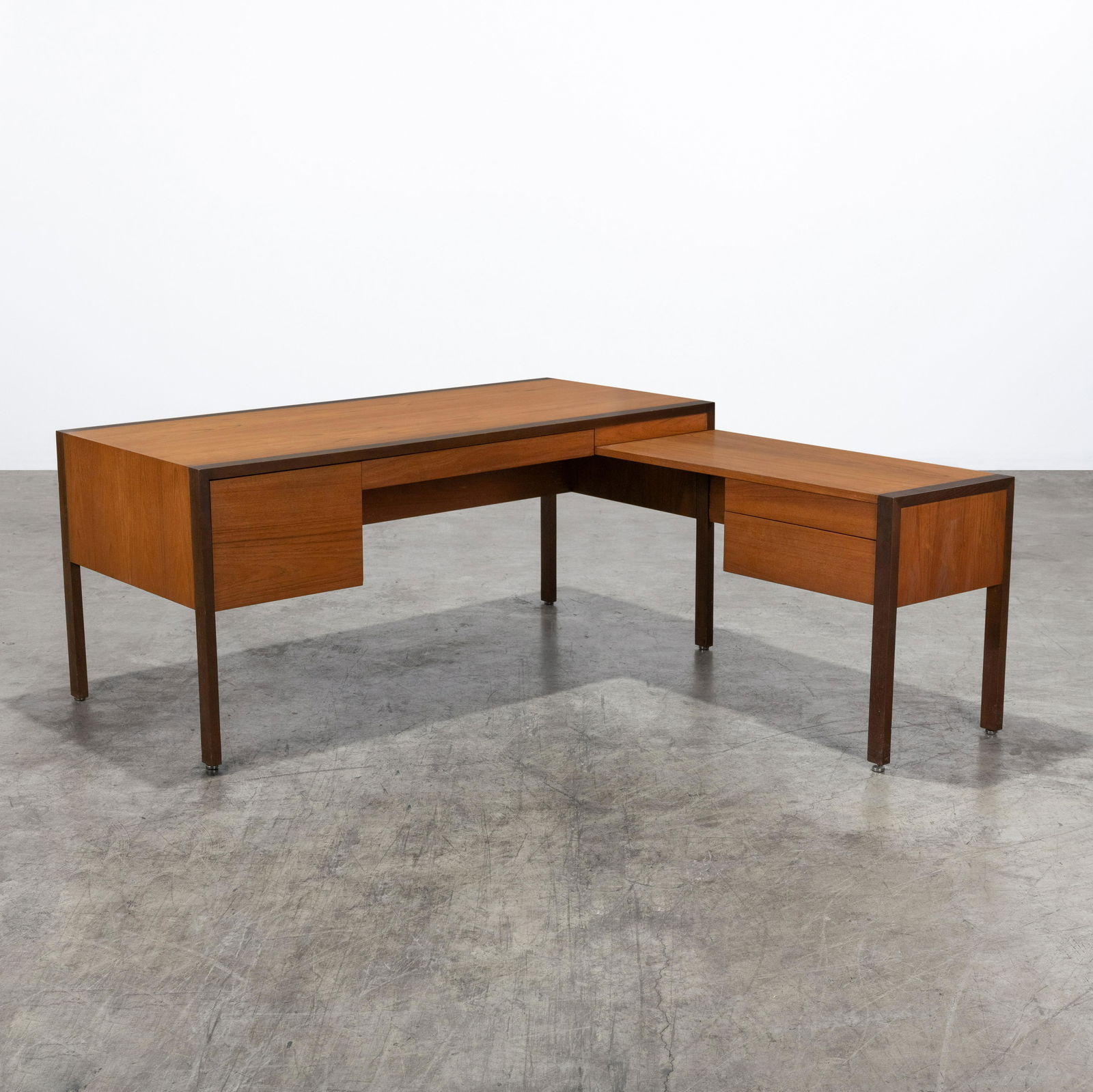 Harvey Probber - Executive Desk (1 of 9)
