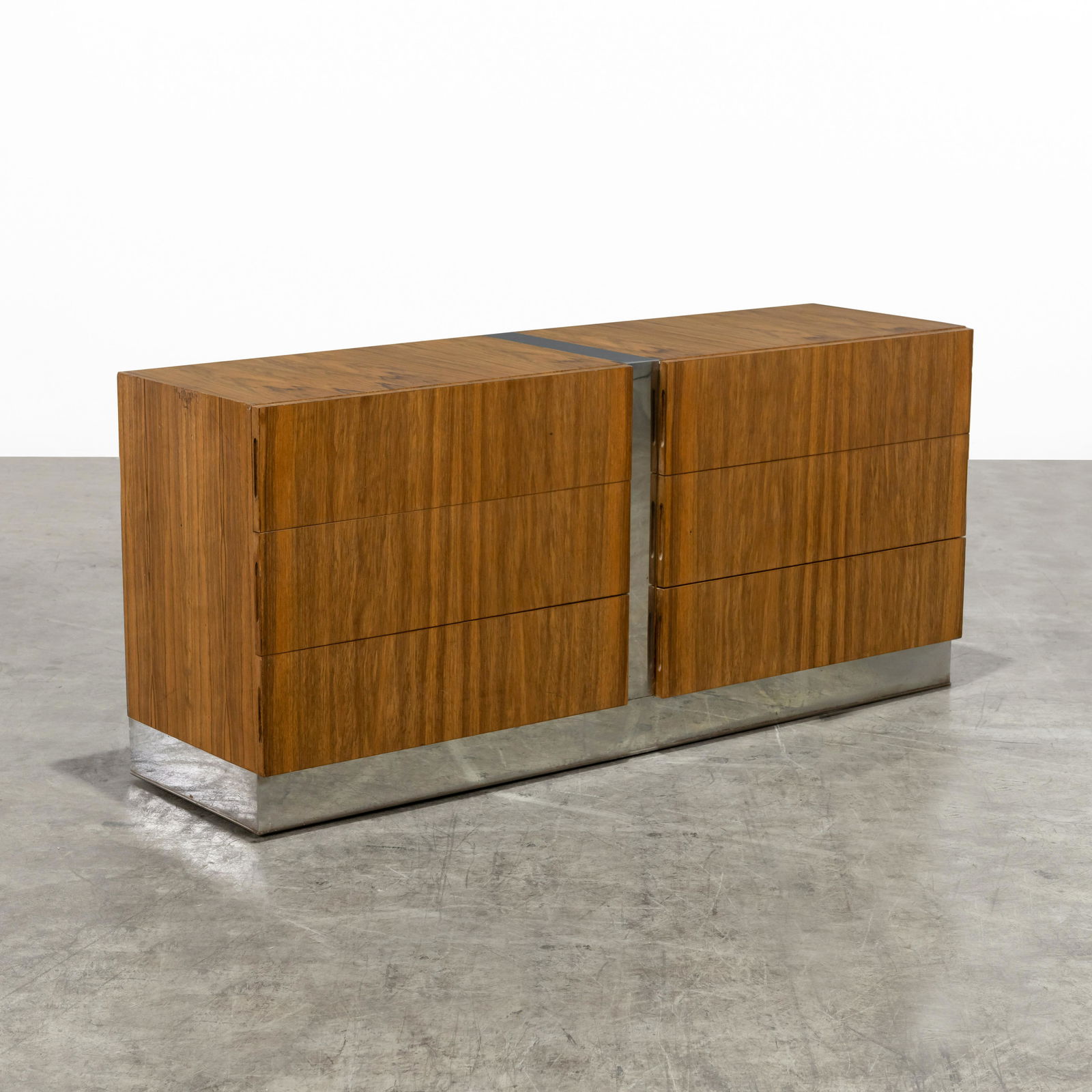 Milo Baughman - Rosewood Dresser (1 of 18)